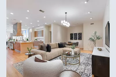 500 W Superior Street #2401, Chicago, IL 60654 - Photo 26