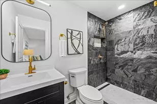1059 Hickory Ln, Elk Grove Village, IL 60007 - Photo 14
