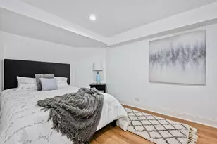8646 Harms Rd, Skokie, IL 60077 - Photo 16
