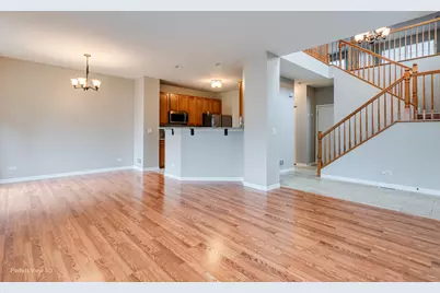 24039 Walnut Circle, Plainfield, IL 60585 - Photo 6