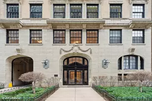 257 E Delaware Pl, Chicago, IL 60611 - Photo 1