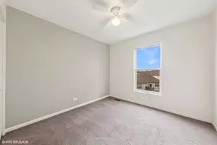 7 Edgebrook Ct, Algonquin, IL 60102 - Photo 12