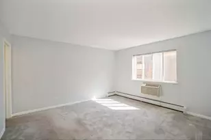 930 Ontario St, Oak Park, IL 60302 - Photo 8