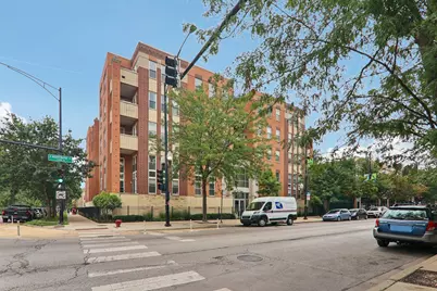 3550 W Montrose Avenue #506, Chicago, IL 60618 - Photo 2