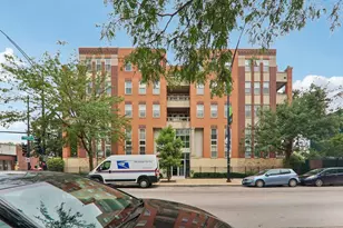 3550 W Montrose Ave, Chicago, IL 60618 - Photo 1
