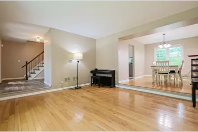 1410 Huntington Drive, Mundelein, IL 60060 - Photo 24