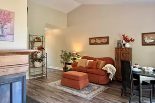 1445 N Driftwood Ave, Palatine, IL 60067 - Photo 2