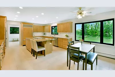 5 Bruce Circle N, Hawthorn Woods, IL 60047 - Photo 14