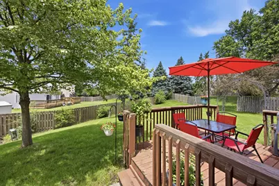 9 Tenneyson Court, Lake in the Hills, IL 60156 - Photo 36