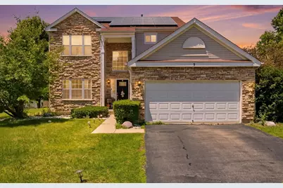9 Tenneyson Court, Lake in the Hills, IL 60156 - Photo 1