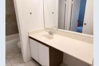 1810 Hemlock Place #204, Schaumburg, IL 60173 - Photo 8