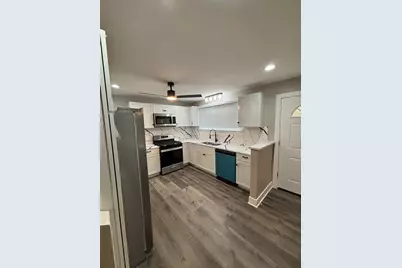 527 W 16th Place, Chicago Heights, IL 60411 - Photo 8