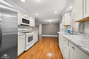 2 Berry Ln E, Bourbonnais, IL 60914 - Photo 10