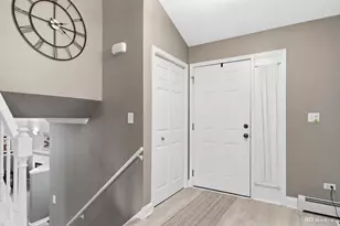 16352 Rowley Ln, Lockport, IL 60441 - Photo 10