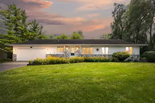 12715 W Sallmon Ave, Beach Park, IL 60087 - Photo 1