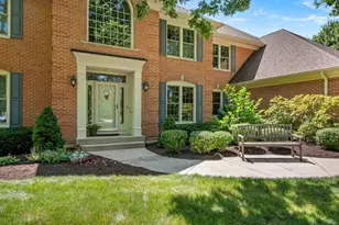 7N286 Whispering Trail, Saint Charles, IL 60175 - Photo 2
