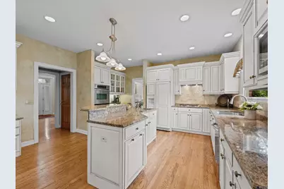 7N286 Whispering Trail, Saint Charles, IL 60175 - Photo 8