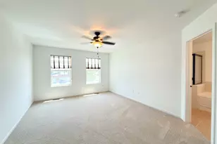 2715 Blakely Ln, Naperville, IL 60540 - Photo 18
