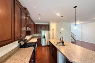 2715 Blakely Ln, Naperville, IL 60540 - Photo 6