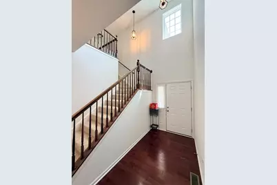 2715 Blakely Lane, Naperville, IL 60540 - Photo 2
