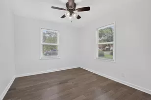 1712 Wilcox St, Crest Hill, IL 60403 - Photo 14