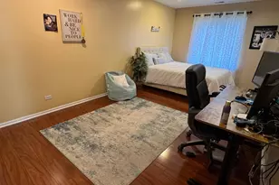587 Saddlebrook Ln, Vernon Hills, IL 60061 - Photo 18