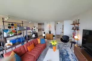 5445 N Sheridan Rd, Chicago, IL 60640 - Photo 6