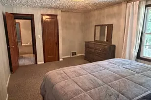 39 Leonard St, Elgin, IL 60123 - Photo 12