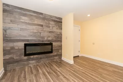 250 Old Oak Drive #172, Buffalo Grove, IL 60089 - Photo 6