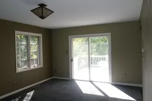 304 Greenway Ln, Decatur, IL 62521 - Photo 8