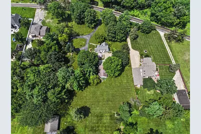 9000 Wolf Road, Burr Ridge, IL 60527 - Photo 2