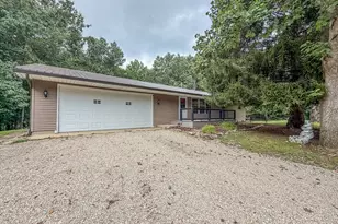14373 N Co Rd 2200 E, Oakland, IL 61943 - Photo 2