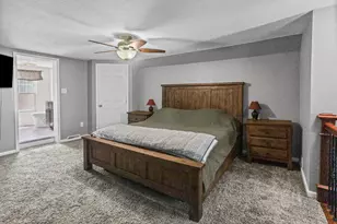 851 11th St, Carlyle, IL 62231 - Photo 14
