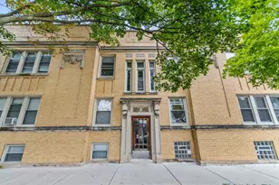 2514 W North Shore Ave, Chicago, IL 60645 - Photo 1