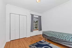 2514 W North Shore Ave, Chicago, IL 60645 - Photo 8