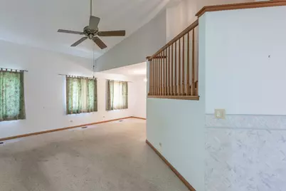 80 Kingsport Drive, South Elgin, IL 60177 - Photo 4