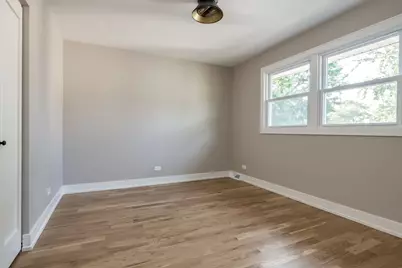 305 E Armitage Avenue, Elmhurst, IL 60126 - Photo 16