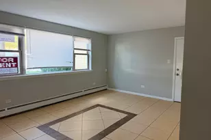 6151 S 76th Ave, Summit, IL 60501 - Photo 2