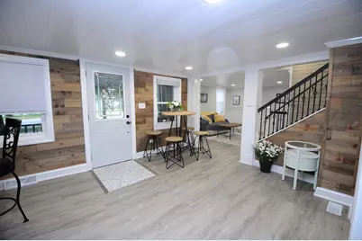 5724 Milwaukee Avenue, Richmond, IL 60071 - Photo 8