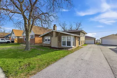16743 Butterfield Drive, Country Club Hills, IL 60478 - Photo 2