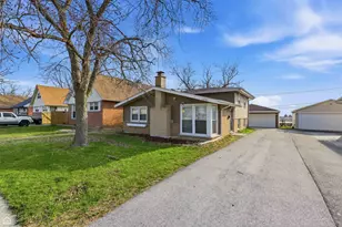 16743 Butterfield Dr, Country Club Hills, IL 60478 - Photo 2