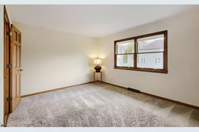 706 Huntington Lane, Schaumburg, IL 60193 - Photo 14
