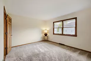 706 Huntington Ln, Schaumburg, IL 60193 - Photo 14