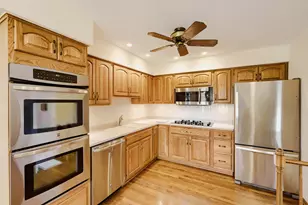 706 Huntington Ln, Schaumburg, IL 60193 - Photo 8