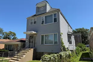 9211 S Clyde Ave, Chicago, IL 60617 - Photo 6