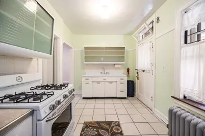 2430 W Greenleaf Avenue #1, Chicago, IL 60645 - Photo 6