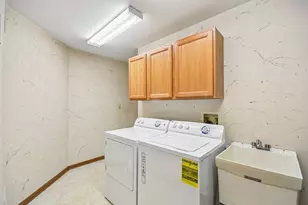 2545 Harbor Dr, Joliet, IL 60431 - Photo 32