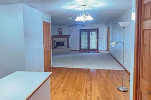 108 Larkspur Dr, Catlin, IL 61817 - Photo 16