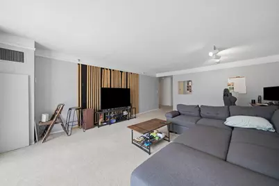 10 E Ontario Street #2003, Chicago, IL 60611 - Photo 4