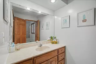 324 N Chaucer Blvd, Monticello, IL 61856 - Photo 44